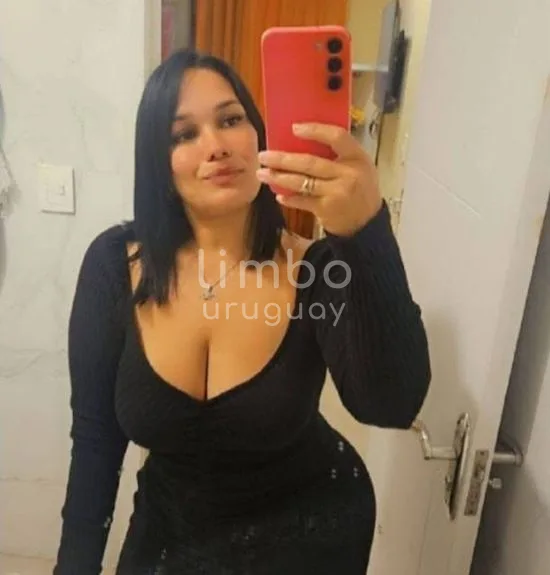 Foto de Victoria, escort en La comercial, Montevideo