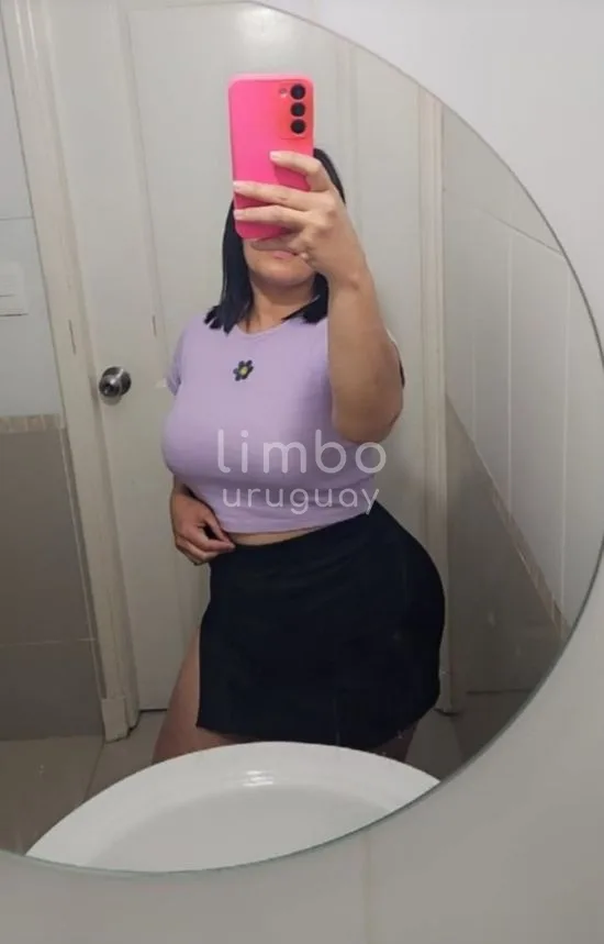Foto de Victoria, escort en La comercial, Montevideo
