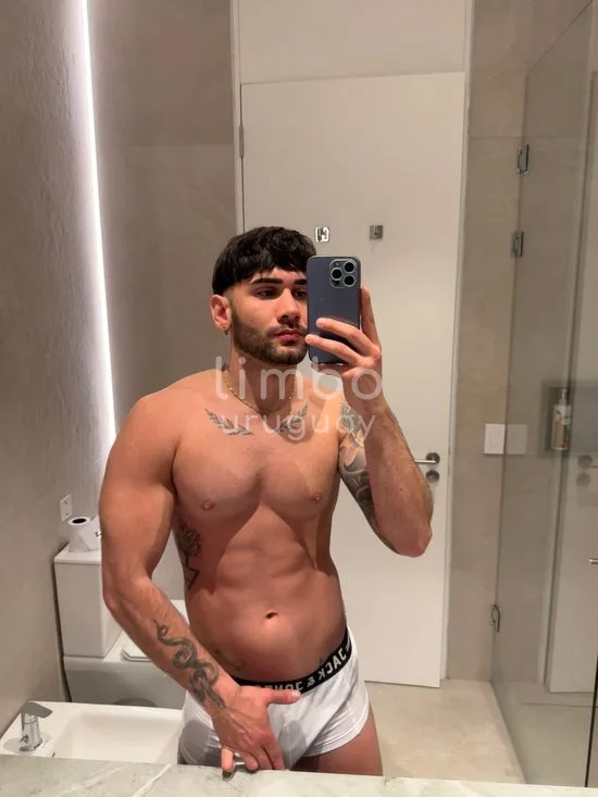 Foto de Isaac, escort en Goes, Montevideo