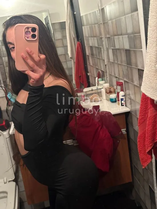 Foto de Martina, escort en Parque Del Plata, Canelones