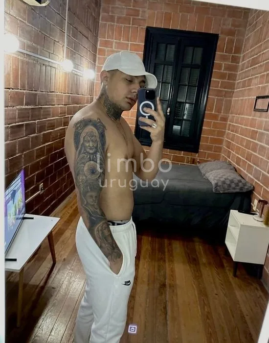 Foto de Matheo, escort en Tres cruces, Montevideo