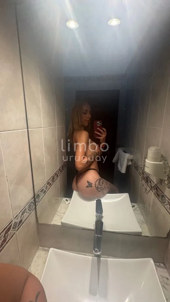 Foto de Luna, escort en Montevideo
