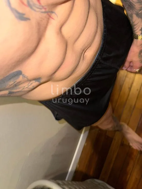 Foto de Naithan, escort en Tres cruces, Montevideo