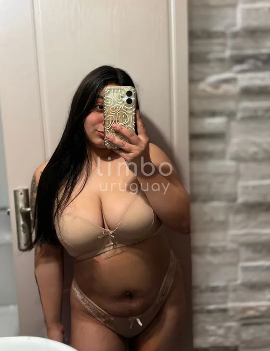 Foto de Camila, escort en Paso de la arena, Montevideo