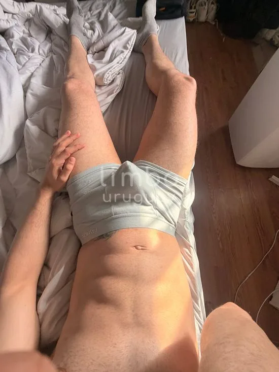 Foto de James, escort en Montevideo