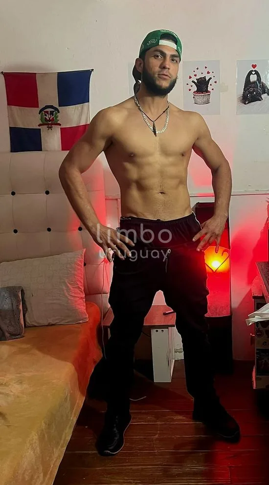 Foto de Chico dotado, escort en Centro, Montevideo