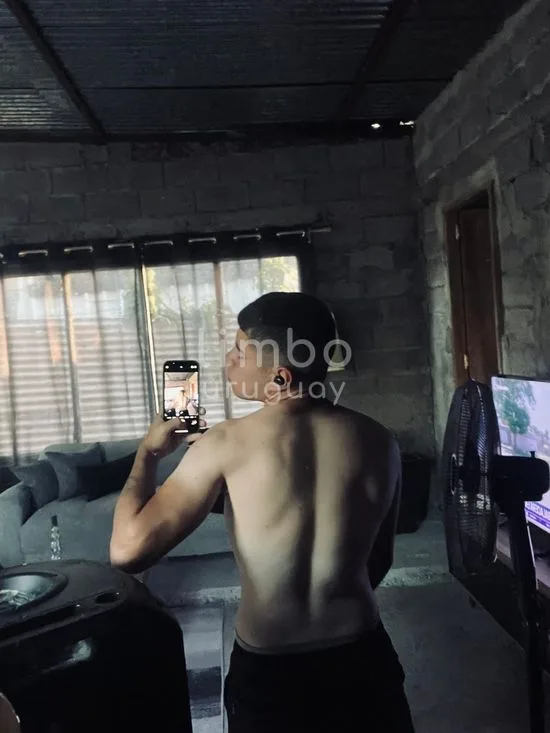Foto de Matteo 18 cm, escort en Punta de rieles, Montevideo