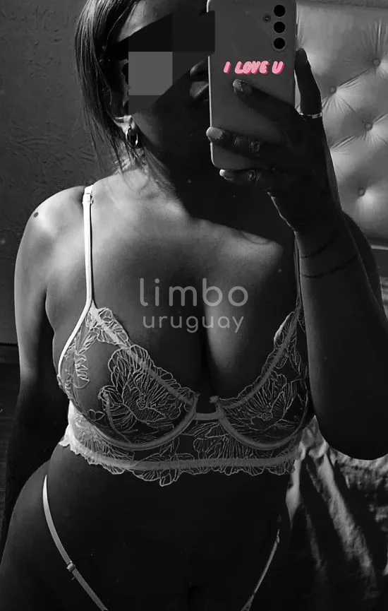 Foto de Eveliin, escort en Tres cruces, Montevideo
