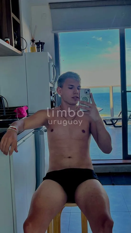 Foto de Italo, escort en Montevideo