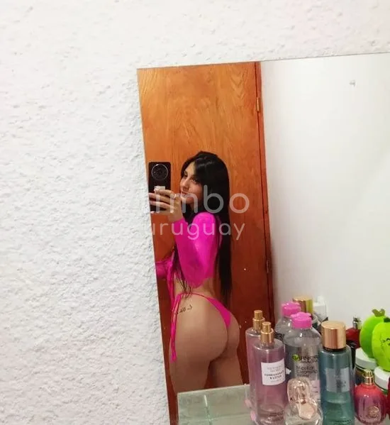 Foto de Emma, escort en Palacio legislativo, Montevideo