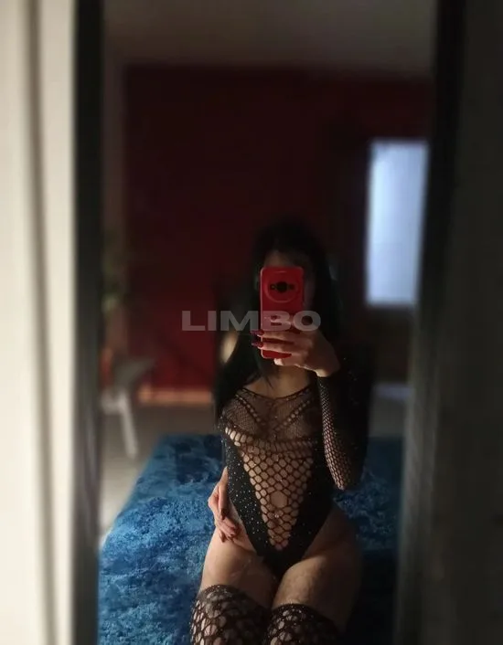 Foto de Emma, escort en Palacio legislativo, Montevideo