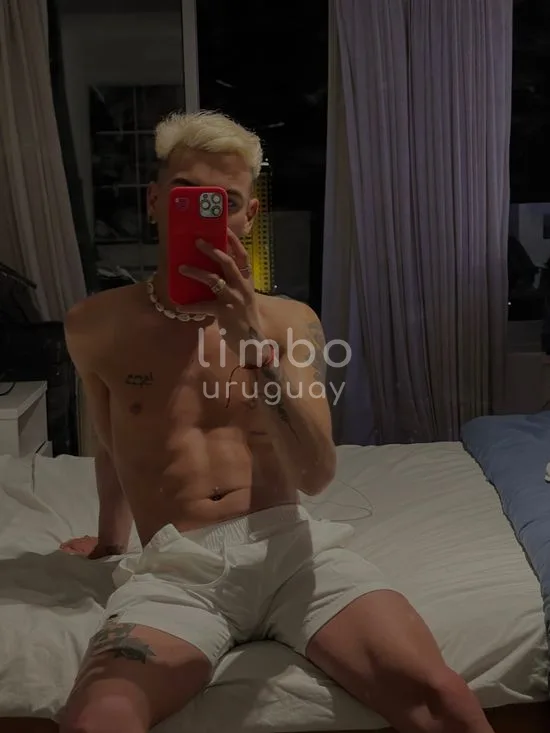 Foto de Agussss, escort en Tres cruces, Montevideo