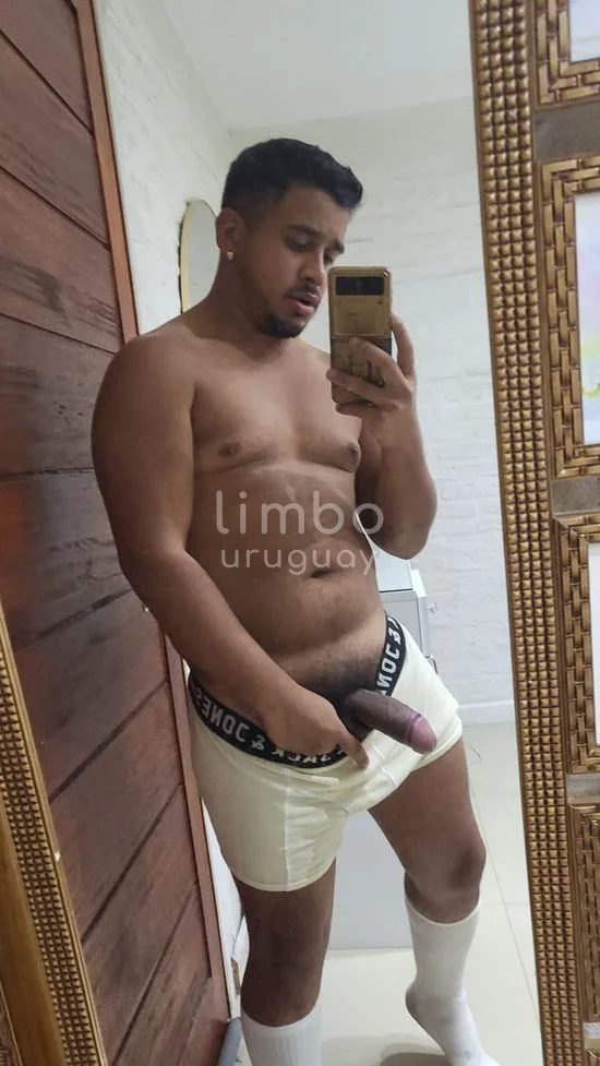 Foto de Amado, escort en Montevideo