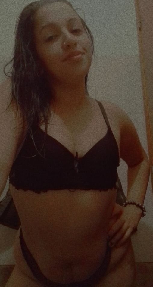 Foto de Yamila, escort en Piedras blancas, Montevideo